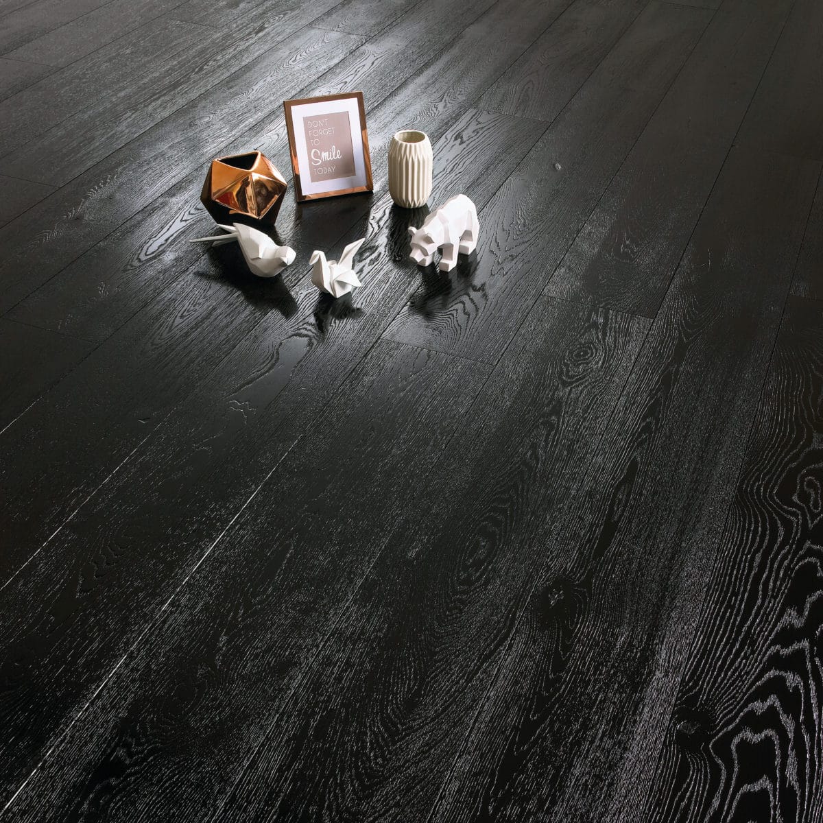 CARBONE pure black contrast gloss varnish matt