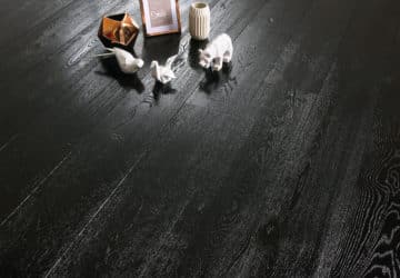 parquet CARBONE noir pur vernis brillant mat