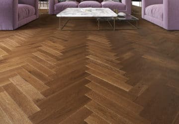 CHATEAU parquet posé en BATON ROMPU