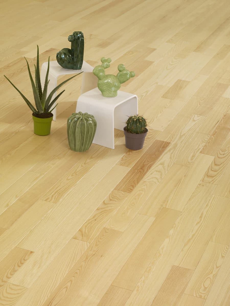 parquet FRENE naturel blanc au brun couleur