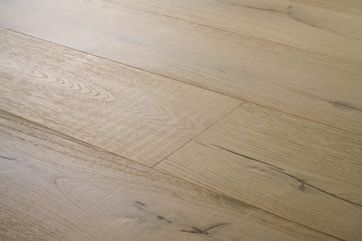 Design Parquet - TIGNES - CA - Structuré - Traces de sciage - Raboté main - Vernis incolore - Mountains - zoom