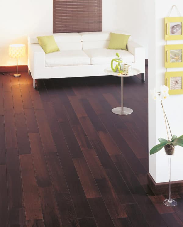 parquet WENGE brun noir veine blanche élégance